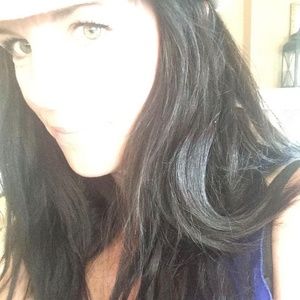 Meet your Posher, Shelley